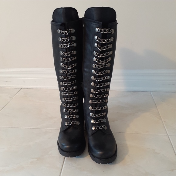 SOLD - Picture 3 of 11